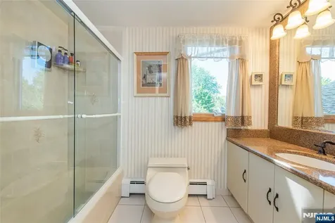 25 Meadow Drive Little Falls NJ 07424