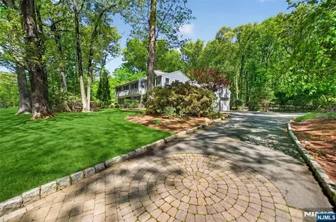 17 Appert Terrace Mahwah NJ 07430