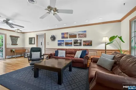 17 Appert Terrace Mahwah NJ 07430