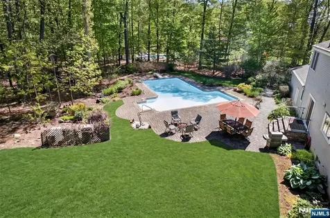 17 Appert Terrace Mahwah NJ 07430