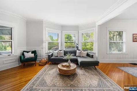 296 Ridgewood Avenue Glen Ridge NJ 07028