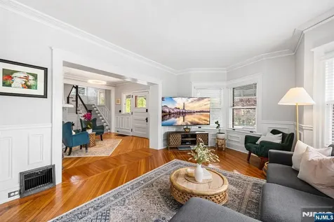 296 Ridgewood Avenue Glen Ridge NJ 07028
