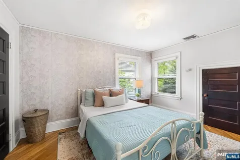 296 Ridgewood Avenue Glen Ridge NJ 07028