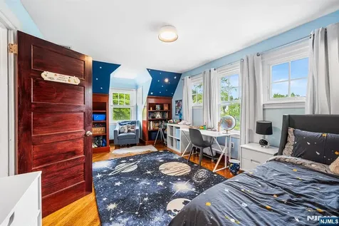 296 Ridgewood Avenue Glen Ridge NJ 07028