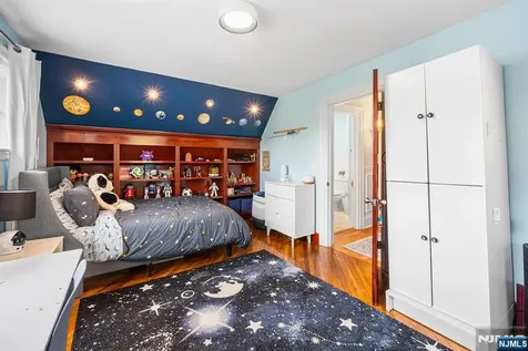296 Ridgewood Avenue Glen Ridge NJ 07028