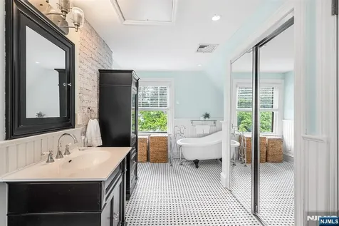 296 Ridgewood Avenue Glen Ridge NJ 07028