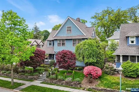 296 Ridgewood Avenue Glen Ridge NJ 07028