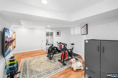 296 Ridgewood Avenue Glen Ridge NJ 07028