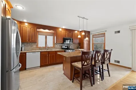 19 Pleasant Place Kearny NJ 07032
