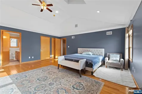 19 Pleasant Place Kearny NJ 07032