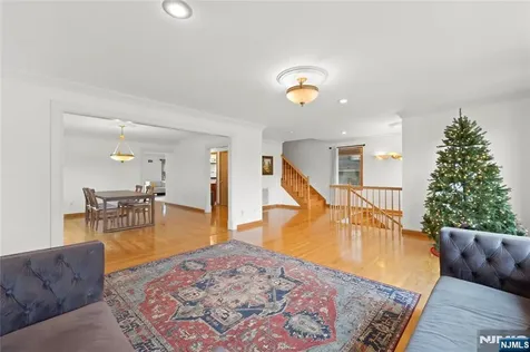 19 Pleasant Place Kearny NJ 07032