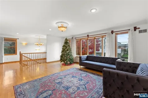19 Pleasant Place Kearny NJ 07032