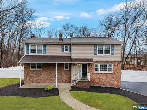 6 Hillsdale Terrace Sussex NJ 07461