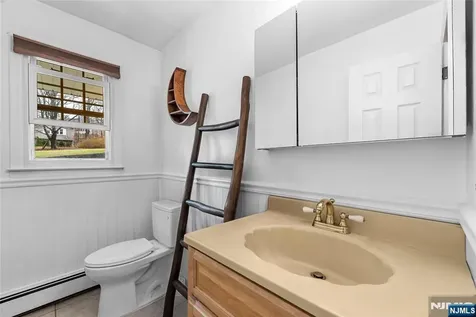 6 Hillsdale Terrace Sussex NJ 07461