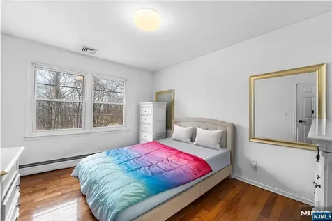 6 Hillsdale Terrace Sussex NJ 07461