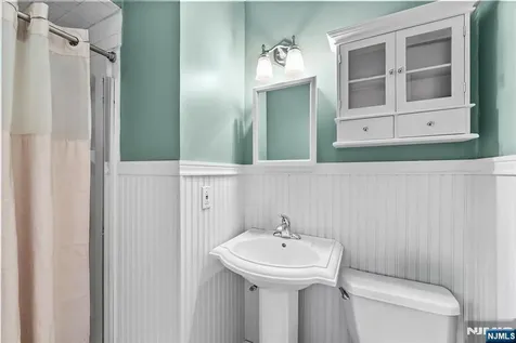 6 Hillsdale Terrace Sussex NJ 07461