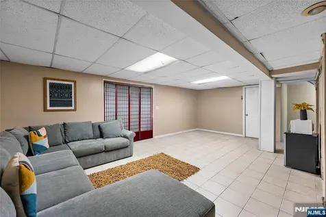 6 Hillsdale Terrace Sussex NJ 07461