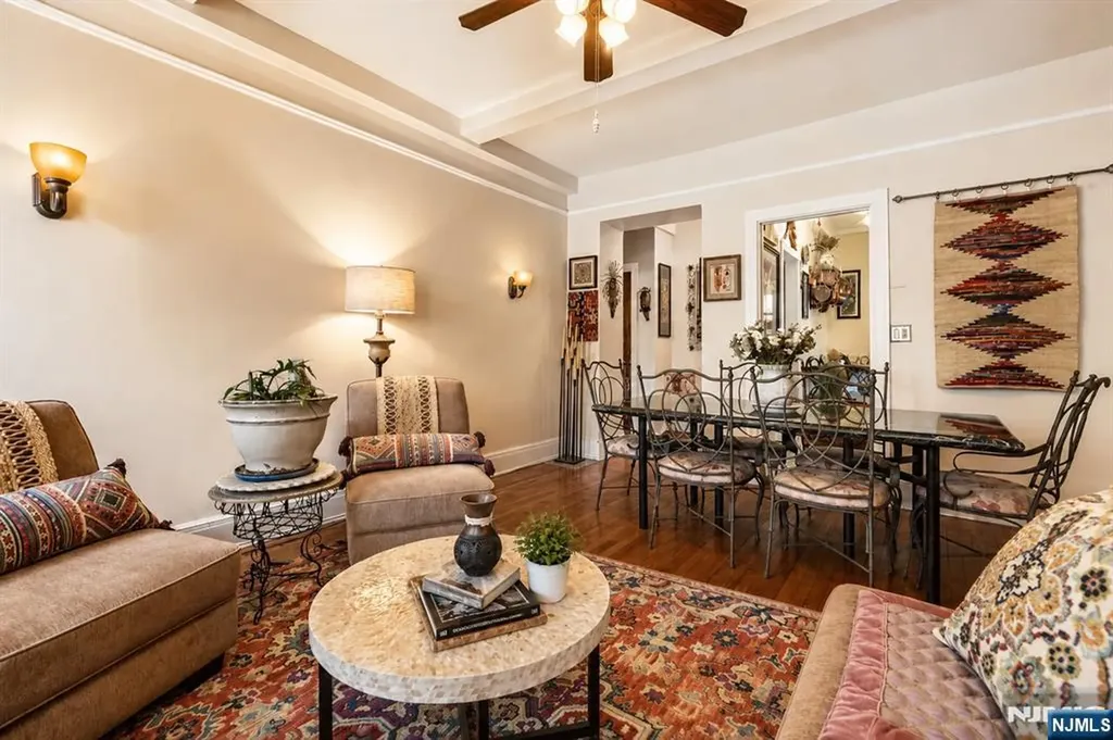 375 Mount Prospect Newark NJ 07104