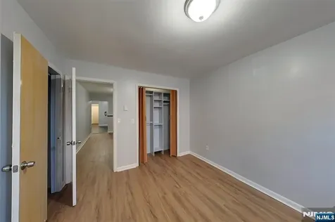 602 N 6th Newark NJ 07107