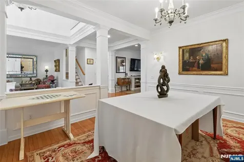 122 White Pine Court Paramus NJ 07652