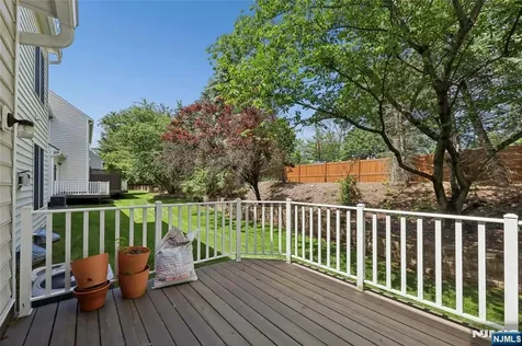 122 White Pine Court Paramus NJ 07652