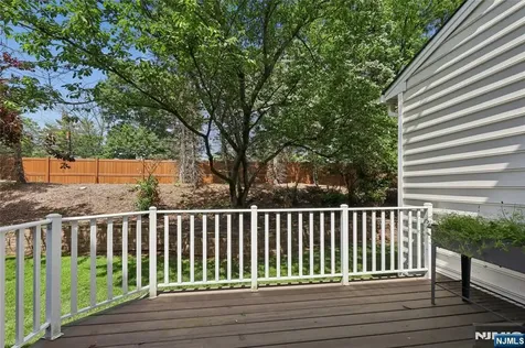 122 White Pine Court Paramus NJ 07652