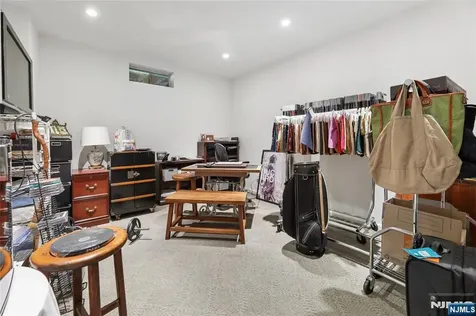 122 White Pine Court Paramus NJ 07652