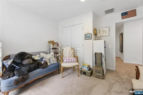 122 White Pine Court Paramus NJ 07652