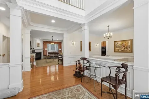 122 White Pine Court Paramus NJ 07652
