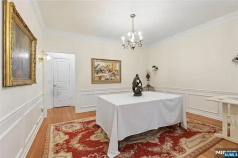 122 White Pine Court Paramus NJ 07652