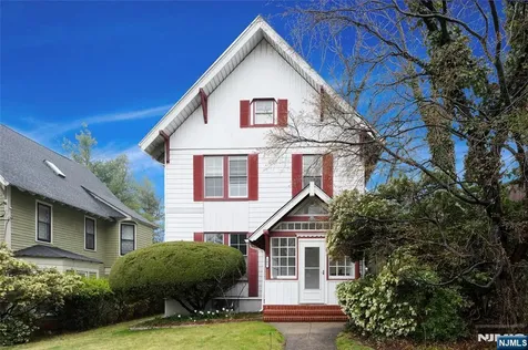 105 E Palisade Avenue Englewood NJ 07631