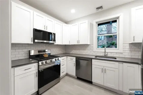 105 E Palisade Avenue Englewood NJ 07631