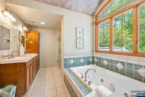 411 Snyder Road Wyckoff NJ 07481
