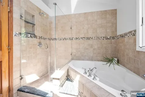 411 Snyder Road Wyckoff NJ 07481