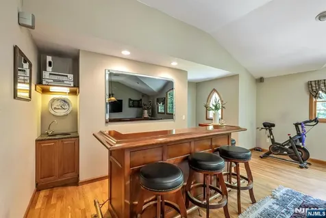 411 Snyder Road Wyckoff NJ 07481