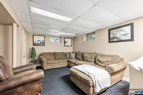 411 Snyder Road Wyckoff NJ 07481