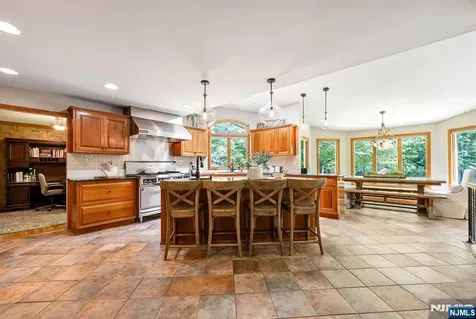 411 Snyder Road Wyckoff NJ 07481