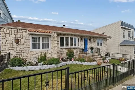 249 Bergen Avenue Kearny NJ 07032
