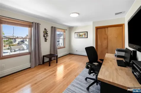 66 Roehrs Drive Wallington NJ 07057