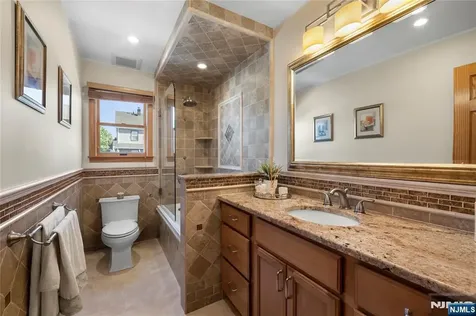 66 Roehrs Drive Wallington NJ 07057