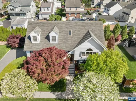66 Roehrs Drive Wallington NJ 07057