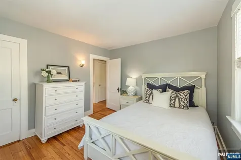 49 Harvard Street Montclair NJ 07042