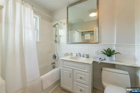 49 Harvard Street Montclair NJ 07042