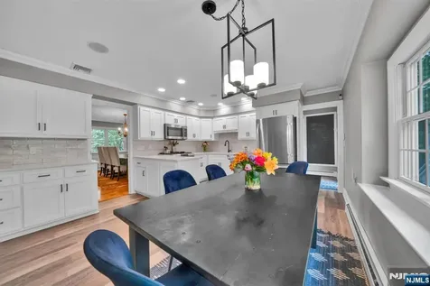 468 Manchester Way Wyckoff NJ 07481