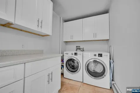 468 Manchester Way Wyckoff NJ 07481
