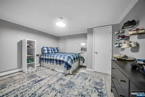 468 Manchester Way Wyckoff NJ 07481