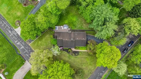 468 Manchester Way Wyckoff NJ 07481