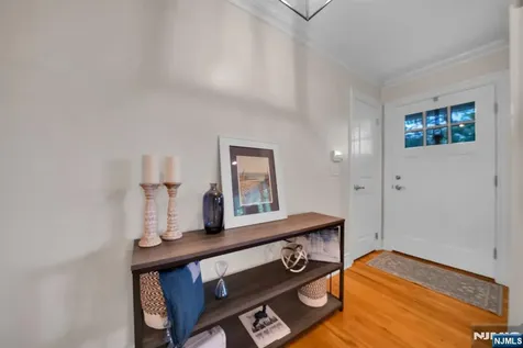 468 Manchester Way Wyckoff NJ 07481