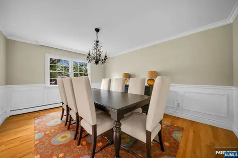 468 Manchester Way Wyckoff NJ 07481
