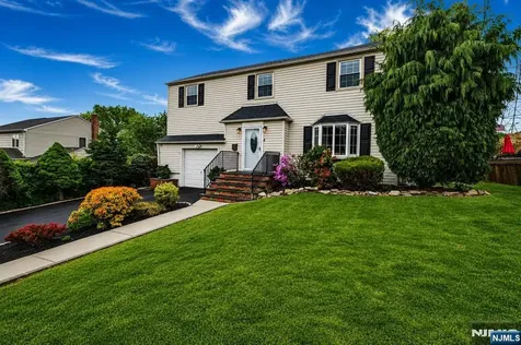 29 Fischer Avenue Nutley NJ 07110